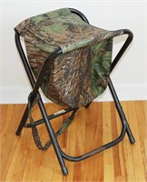 Collapsible Camouflage Hunting Stool