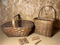 Antique Split Oak Basket & Wood Cloth Pins