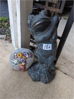 Frog and decor rock