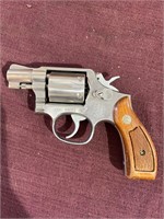 Smith & Wesson 38 special model 64–4