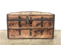 Vintage treasure chest on wheels