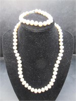 SET OF CULTURED PEARLS AND BRACELET - PINK COLOUR
