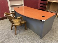 WOOD DESK - 6 FT