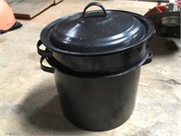 Granite steamer pot