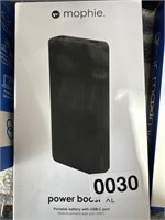 MOPHIE POWER BANK RETAIL $40