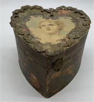 Victorian collar box