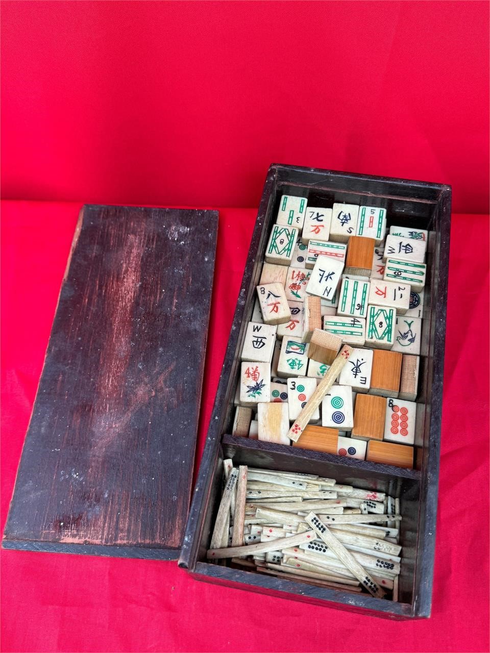 Vintage Dovetailed Bone & Bamboo Mahjong Set