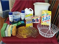 Kitchen cleaning items - S.O.S. pads, Brillo pads,