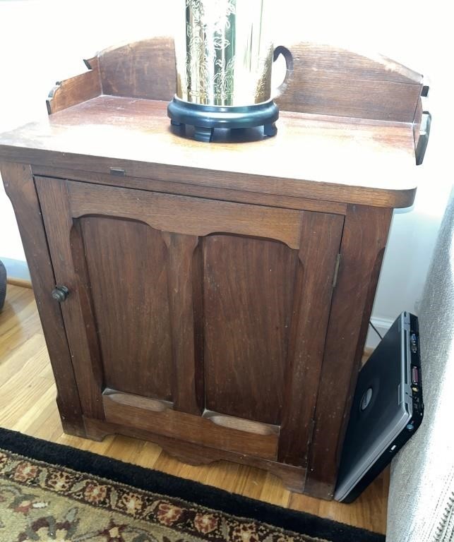 C. 1900 Pine Wash Stand