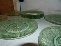 11) Tiara green large plates