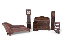 Collection of Doll House Furniture (6 pcs)