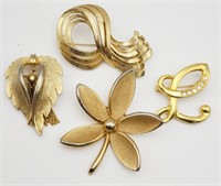 4-VINTAGE GOLD TONED BROOCHES: TRIFARI