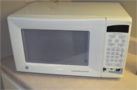 GE Turntable Microwave **