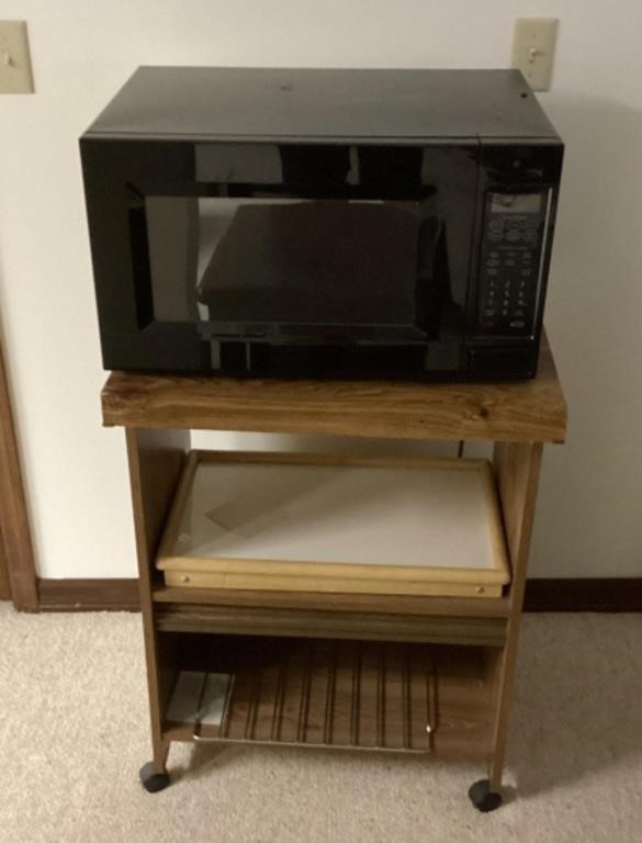 Microwave and rolling cart