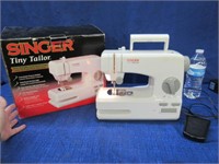 singer tiny tailor sewing machine with box