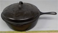 Wagnor cast iron pan with lid No 8.