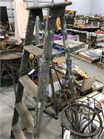 Step ladder, 5 ft., green