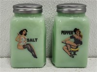 2pcs Gorgeous Jadeite Pin Up Salt & Pepper Shakers