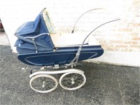 Vintage baby buggy. Pedigree.