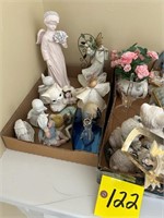 (2) flats angel/kitten figurines