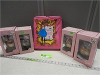 Barbie case and 4 other Barbie collectibles