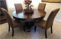Round Wood Pedestal Dining Table w Leaves