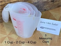 Set of Plastic Measuring Cups