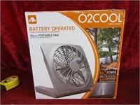 Battery operated 10" portable fan