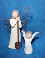 2 Willow Tree Figures