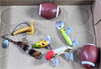 Plastic & Wood Baits & Football Floats