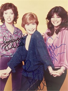 One Day at a Time cast signed photo