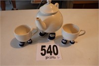 Made in England Tea Pot & (2) Cups