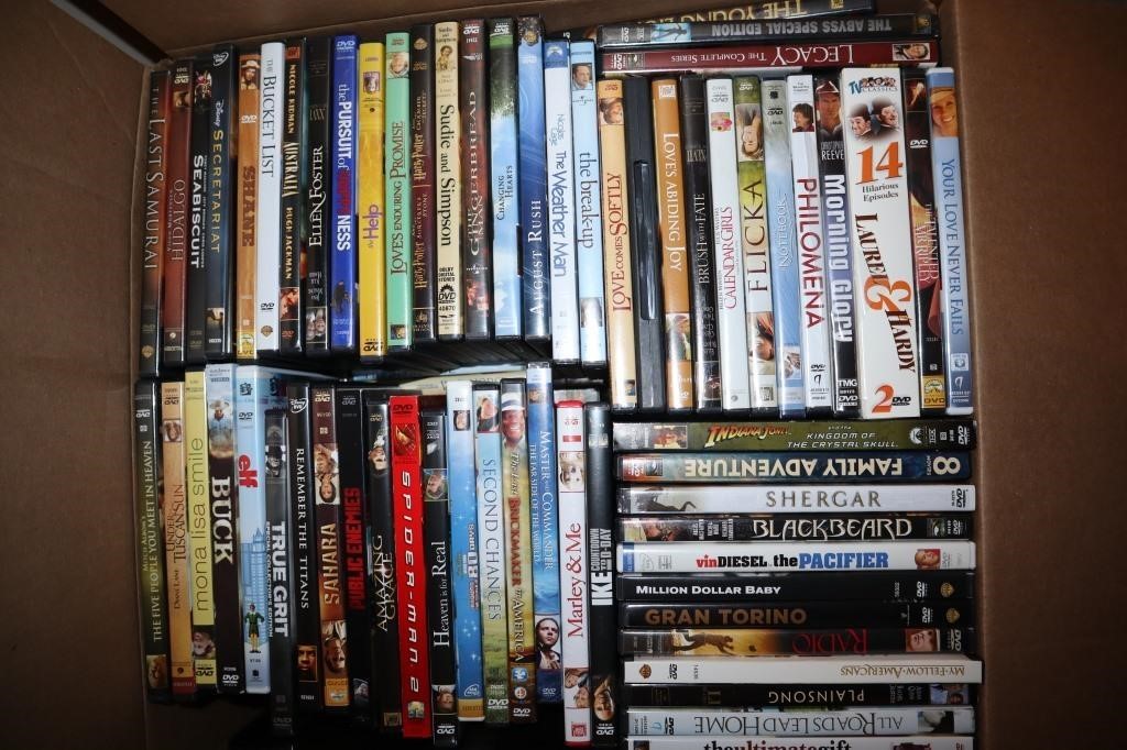 box lot approx. 200 DVDs
