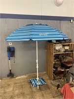 TOMMY BAHAMA BEACH UMBRELLA W/BAG