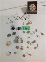 Assorted earrings, tie tacks, cufflinks, brooch