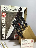 Zwilling JA Henckels 9pc Knife Set W/ Block.