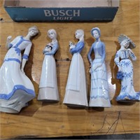 Box figurines