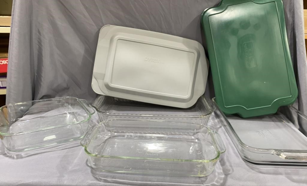 Pyrex Bakeware with Lids