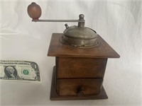 Wooden coffee grinder with drawer