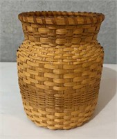 Vintage Native American basket - appx 10” tall