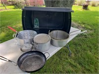 Tote with pots and pans