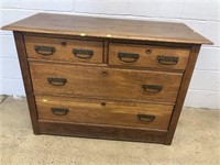 Oak 4-drawer Dresser