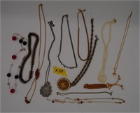 30K: (12) Pcs Costume Jewelry, Necklaces