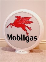 Mobilgas Pegasus Gas Pump Globe