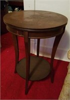 Round lamp table, 18" diameter, 25" tall