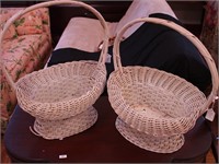 Pair of oval wicker flower baskets, 16" long x