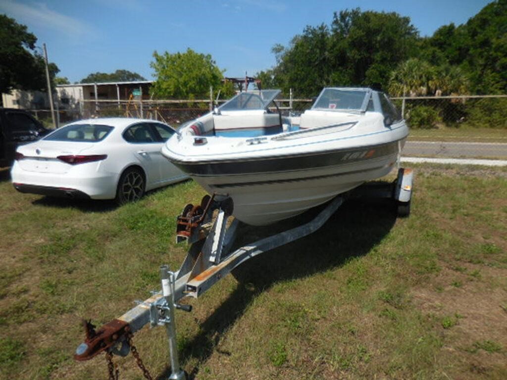 1987 Bayliner with trailer