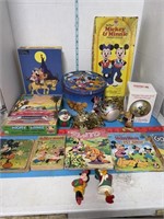 Walt Disney Mickey & Minnie Paper Dolls 1982