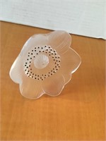 Lalique single Flower-small chip in back (As is)