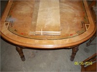 Vintage Dining Room Table with 6 Chairs